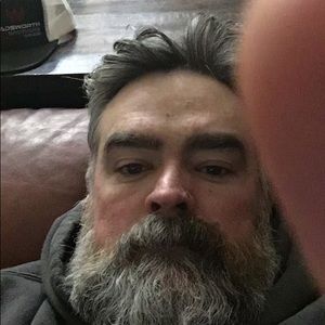 Meet your Posher, Tom